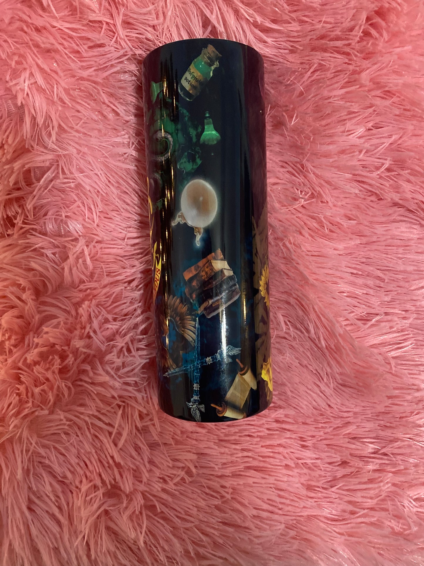 20oz Hogwarts houses Emblem tumbler